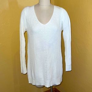 3/$15 NWT tunic length sweater, L